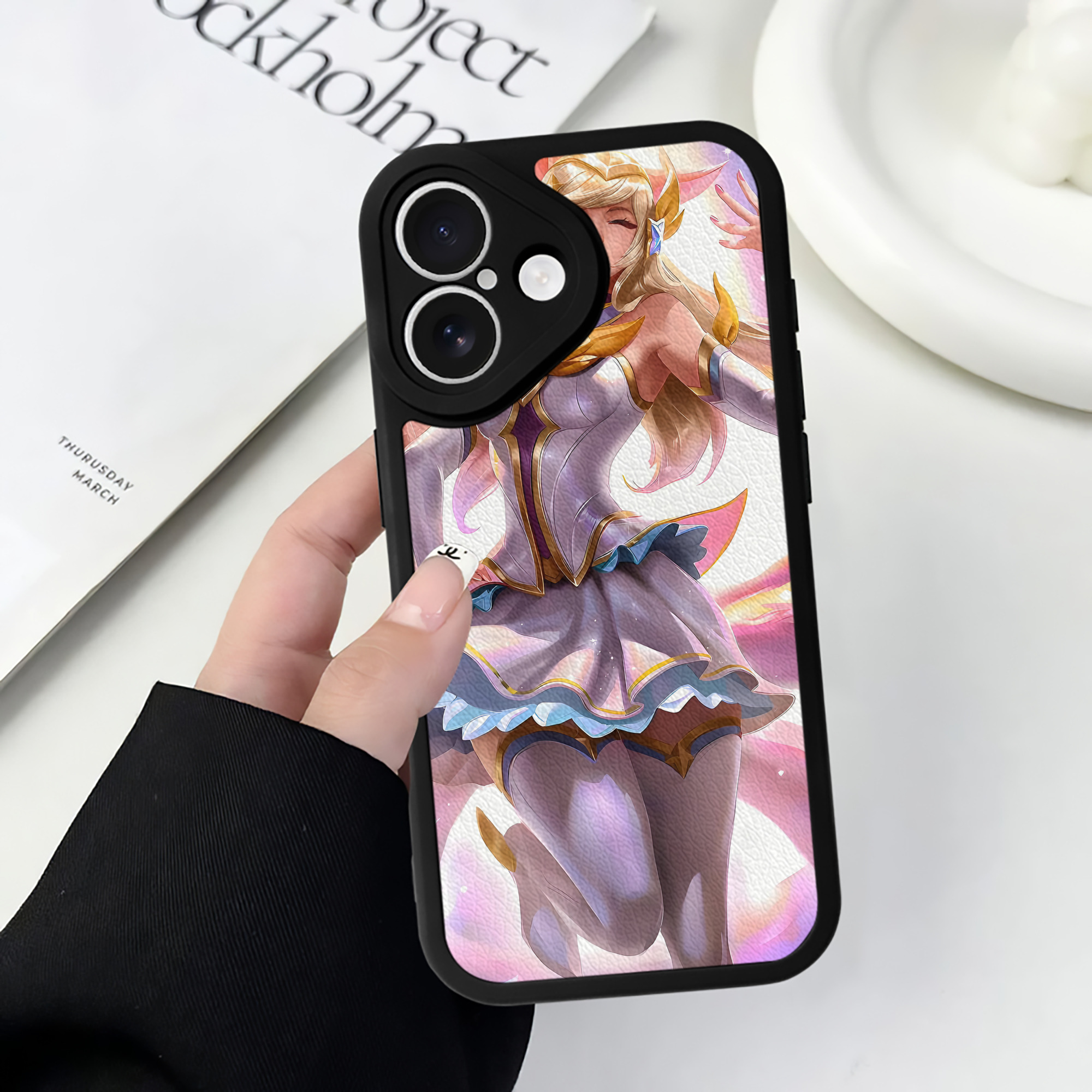 リーグ・オブ・レジェンド League of Legends LOL 【iPhone 16シリーズ対応】シリコンスマホケース（レザー調） 材質：シリコン